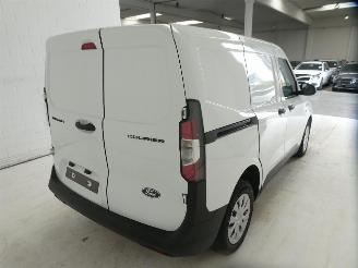 Ford Transit COURIER picture 8