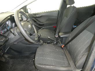 Ford Fiesta TREND picture 22