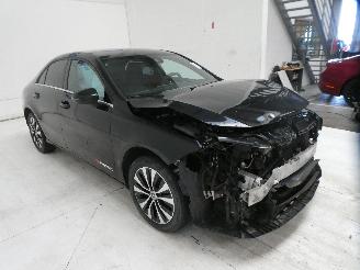 Mercedes A-klasse LIMOUSINE 1.3 A250 picture 12