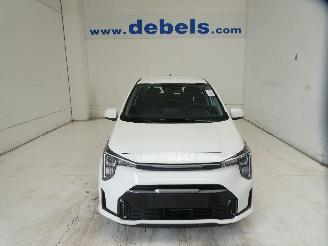 krockskadad bil auto Kia Picanto  2025/3