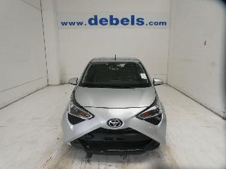 uszkodzony samochody osobowe Toyota Aygo X 2020/4