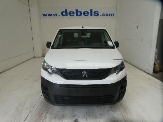 krockskadad bil bedrijf Peugeot Partner 1.5 BHDI L2 HEAVY 2022/6