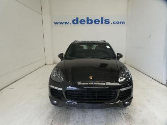 krockskadad bil auto Porsche Cayenne 3.0 E HYBRID 2017/9