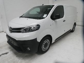 Toyota Proace 1.5D picture 3