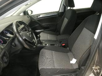 Volkswagen Golf TRENDLINE picture 25