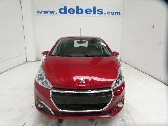 krockskadad bil auto Peugeot 208 ACTIVE 2017/1
