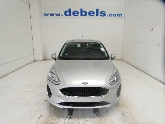 krockskadad bil auto Ford Fiesta TREND 2021/2