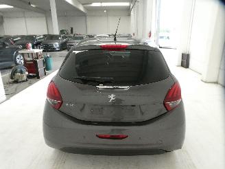 Peugeot 208 TECH EDITION picture 6