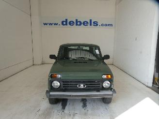 krockskadad bil auto Lada Niva 4X4 TAIGA 2016/12