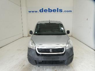 Unfall Kfz Van Peugeot Partner 1.6D PREMIUM 2017/7