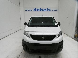 krockskadad bil auto Peugeot Expert BLUEHDI 100 S&S LONG 2022/5
