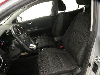 Kia Stonic  picture 17