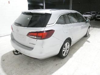 Opel Astra 1.6D INNOVATION picture 6