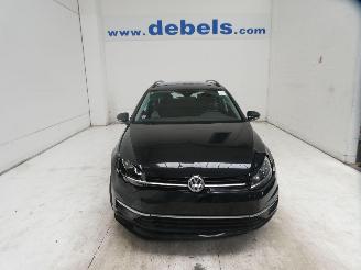 damaged passenger cars Volkswagen Golf VARIANT COMFORT 2020/7
