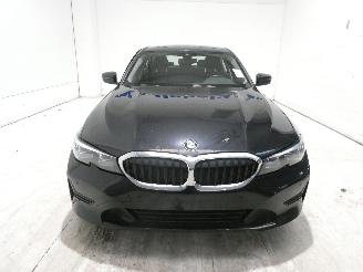 BMW 3-serie 2.0D  D picture 2
