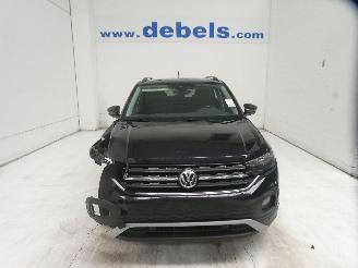 Damaged car Volkswagen T-Cross LIFE 2020/2