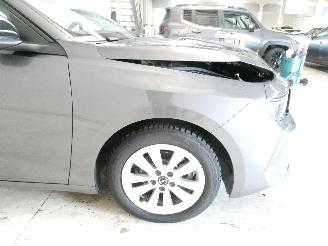 Opel Astra 1.2 EDITION picture 13