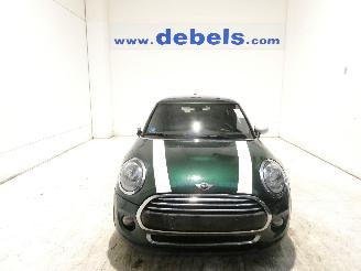 damaged passenger cars Mini One 1.5 2018/3