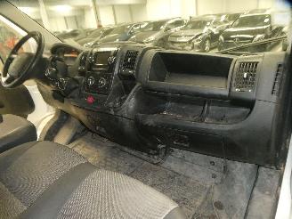Peugeot Boxer 2.2D ASPHALT picture 12