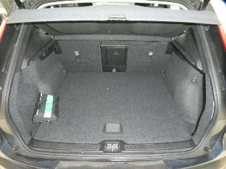 Volvo XC40 MOMENTUM picture 22