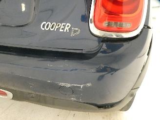 Mini Cooper 1.5D  D picture 11