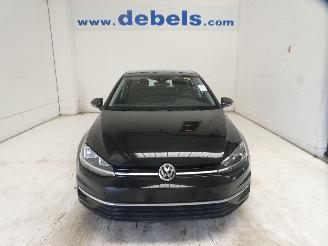 Vaurioauto  passenger cars Volkswagen Golf COMFORTLINE 2019/4
