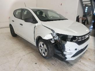 Dacia Sandero III ESSENTIA picture 10