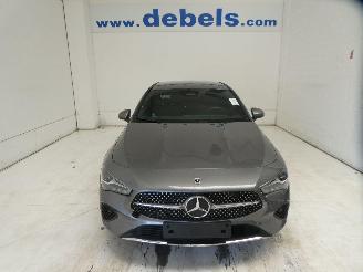 skadebil auto Mercedes Cla-klasse  2024/2