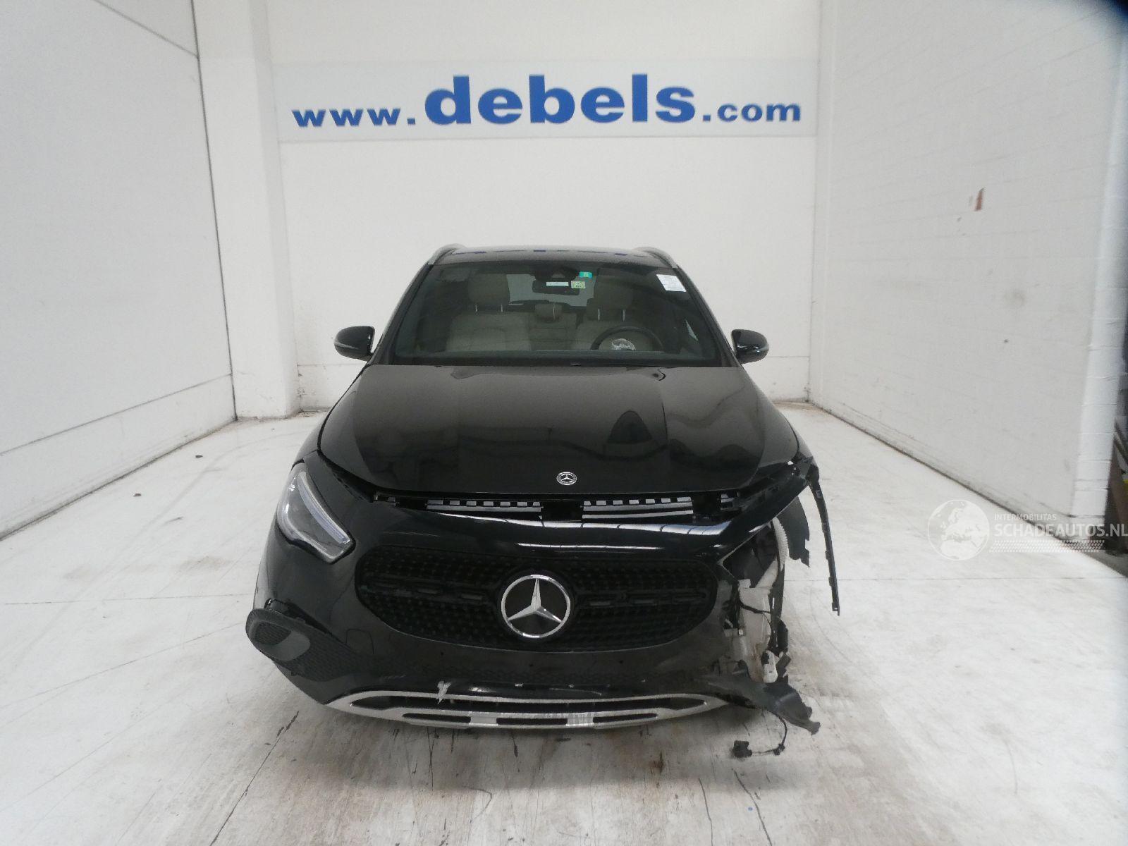 Mercedes GLA 