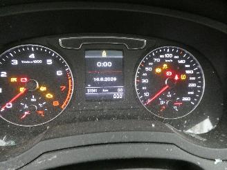 Audi Q3  picture 25