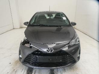 Toyota Yaris  picture 2
