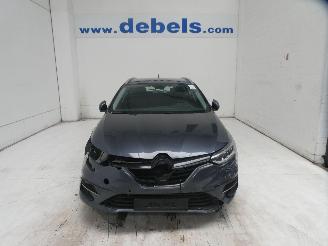 Damaged car Renault Mégane IV GRANDTOUR 2022/5