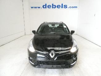 damaged passenger cars Renault Clio IV GRANDTOUR CO 2019/4