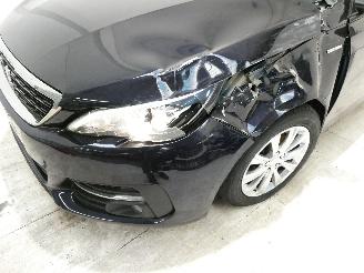 Peugeot 308 II SW STYLE picture 8