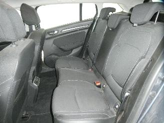 Renault Mégane IV GRANDTOUR picture 18