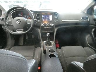 Renault Mégane IV GRANDTOUR picture 14