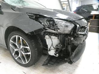 Kia Cee d PULSE 1.6 CRDI ISG picture 9