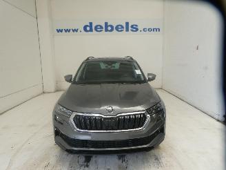 damaged passenger cars Skoda Karoq SELECTION 2025/1