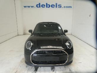 krockskadad bil auto Mini Cooper  2025/1