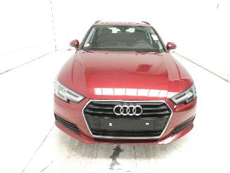 Audi A4 2.0D AVANT picture 2