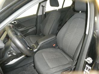 BMW 1-serie 1.5D D picture 21