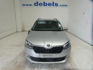 Damaged car Skoda Fabia AMBITION 2019/1