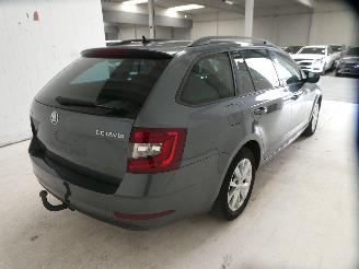 Skoda Octavia AMBITION picture 7