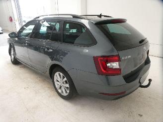Skoda Octavia AMBITION picture 5
