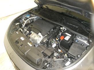 Peugeot 308 III picture 24