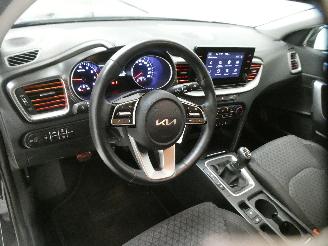 Kia Ceed  picture 15