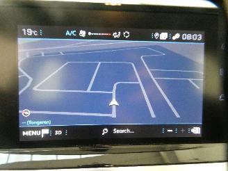 Peugeot 208 1.5 BLUE HDI picture 15