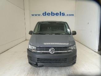 krockskadad bil bedrijf Volkswagen Transporter 2.0D 2016/12
