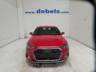 skadebil auto Audi A3 ADVANCED 2023/1