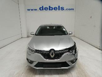 skadebil auto Renault Mégane IV ZEN 2016/6
